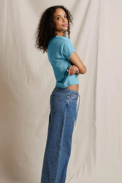 Alanis in Milky Blue