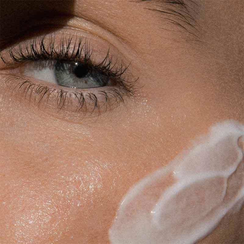 Alpha-H Daily Essential Moisturiser SPF 50+ with Hydrosella