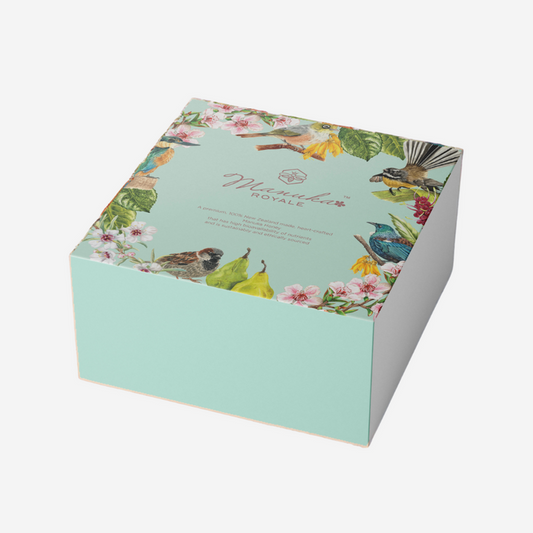 Manuka Royale Gift Set - Hand Rolled Candle & UMF10+