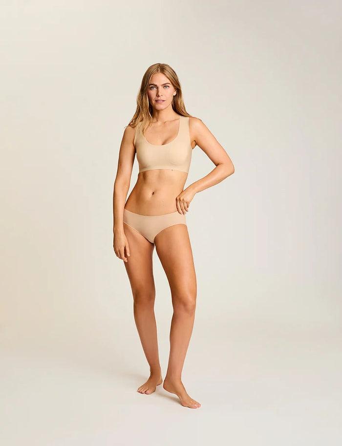 Zone Smoothing Bralette in Beige